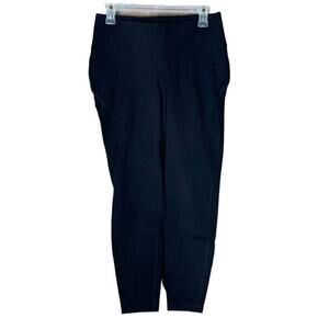 Nygard Black Cropped Leggings Size Medium